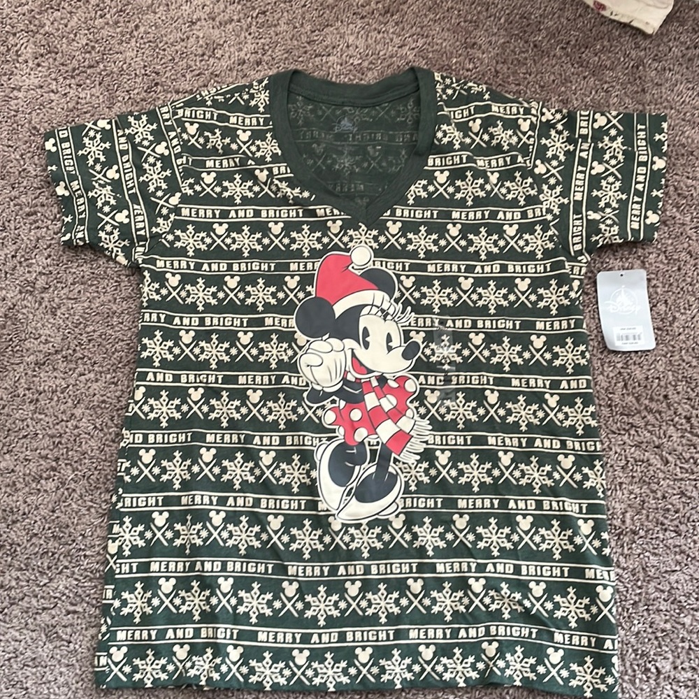 Disney’s Minnie mouse merry Christmas T-shirt